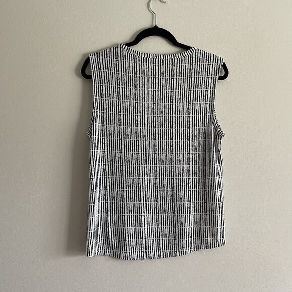 Athleta Women S Black White Striped Athleisure Scoop Neck Breezy Muscle Tee - Picture 10 of 10